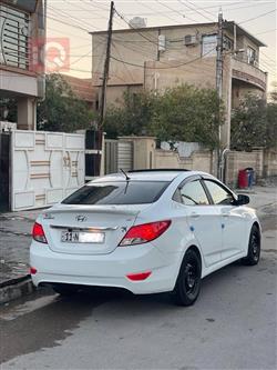 هیوندای ئەکسنت